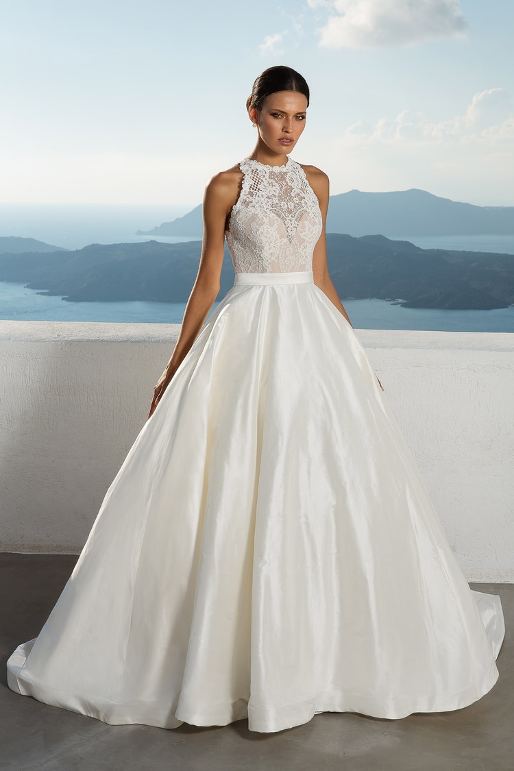 Stunning 2018 Destination Wedding Dresses by Justin Alexander