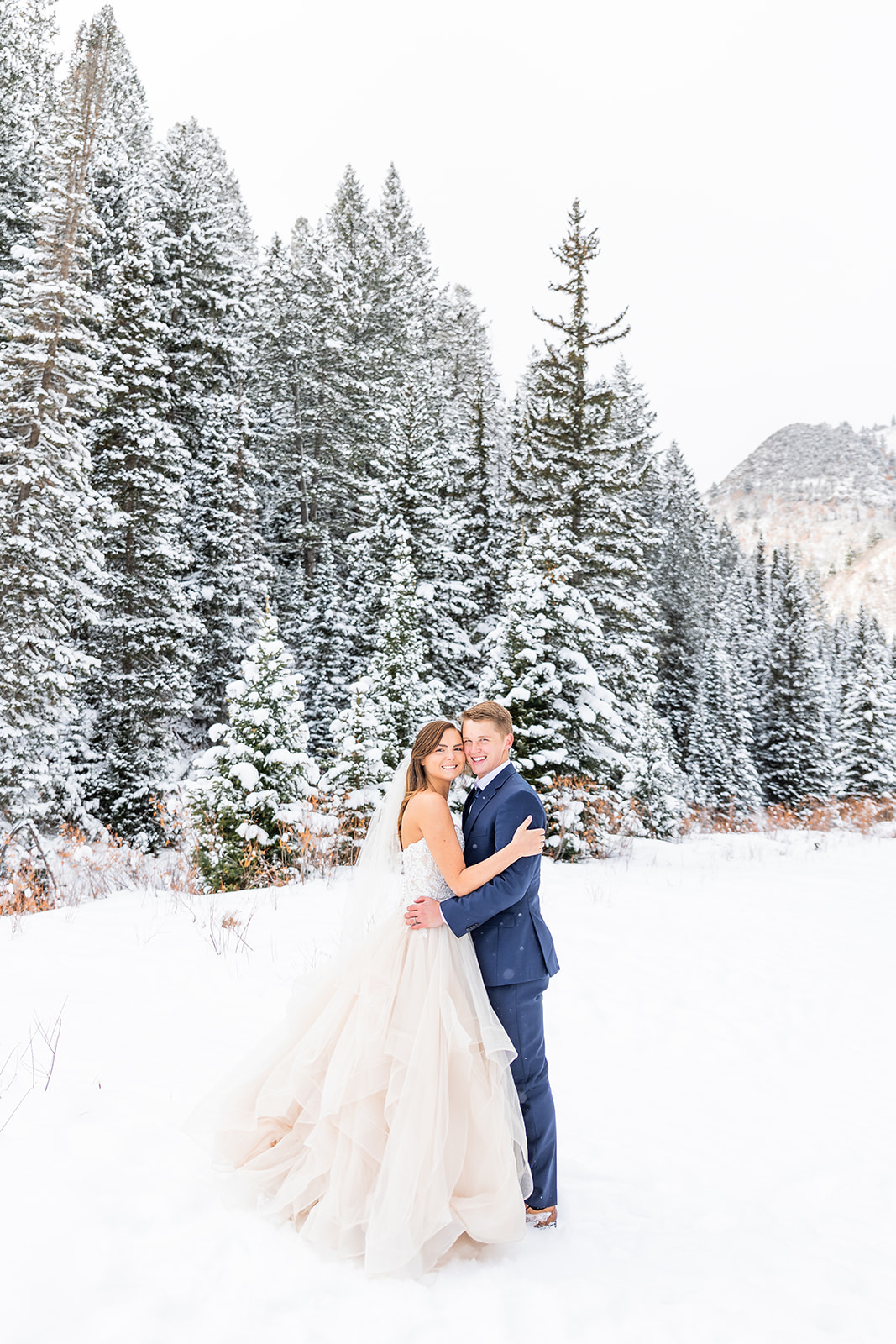 snowy utah mountain wedding 6