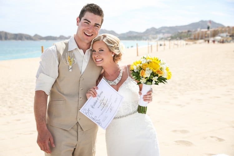 Beach wedding in Cabo San Lucas