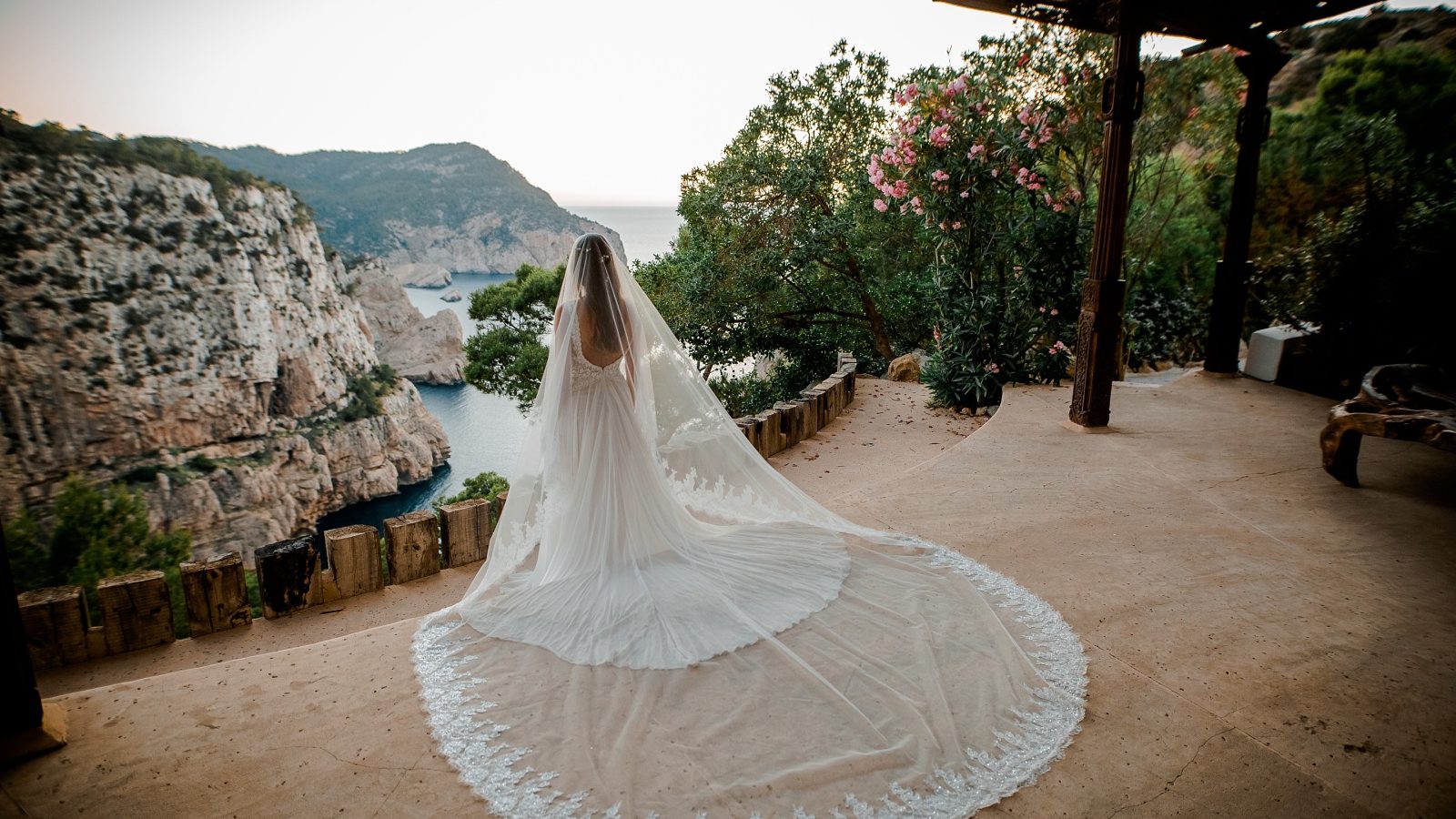 Stunning Destination Wedding In Ibiza Destination Wedding Details