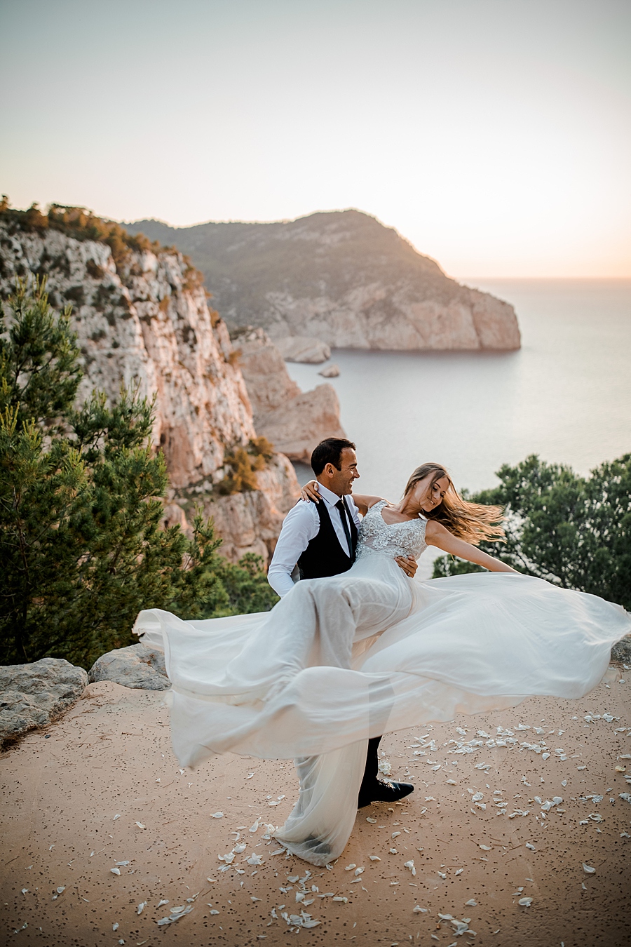 How To Find A Destination Wedding Photographer Destination