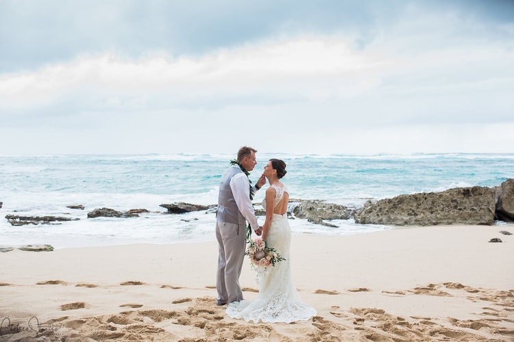 Elegant Destination Wedding At Turtle Bay Resort In Hawaii