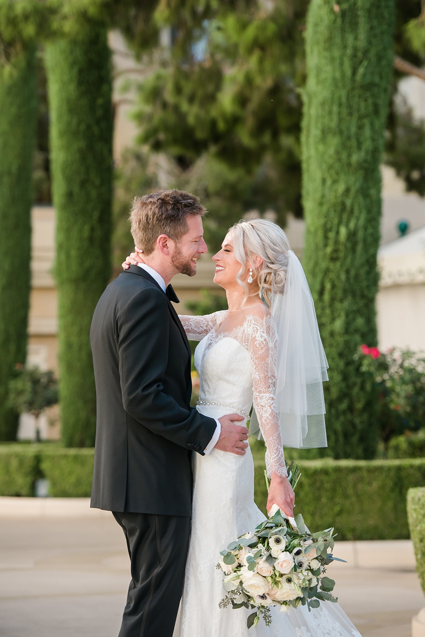 Luxe Las Vegas Destination Wedding At The Bellagio Destination