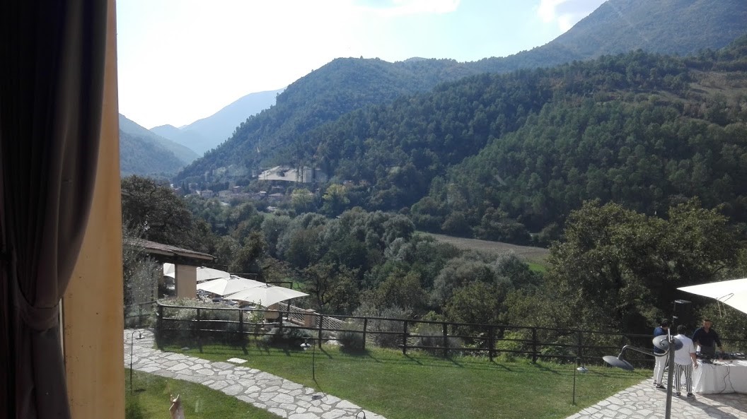 Unique Italy Wedding Venues in Popular Towns and Unknown Regions Dimore Urbani in Scheggino