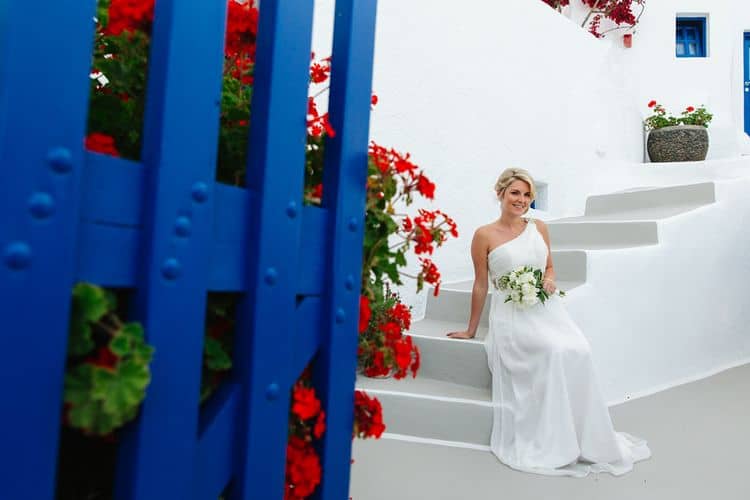 Elopement in Santorini