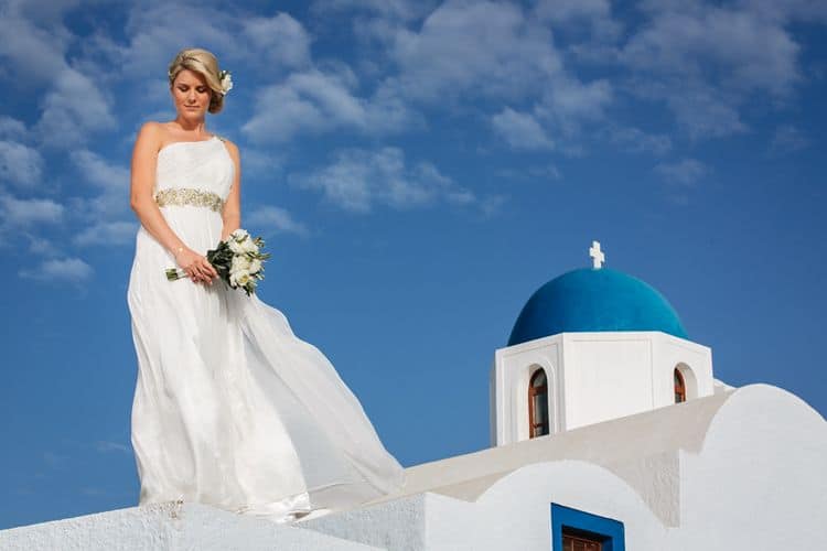 Elopement in the Dreams Luxury Suites in Santorini