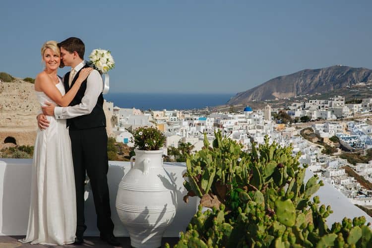 Elopement in Santorini