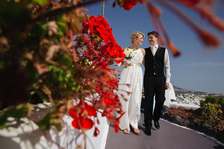 Elopement in the Dreams Luxury Suites in Santorini