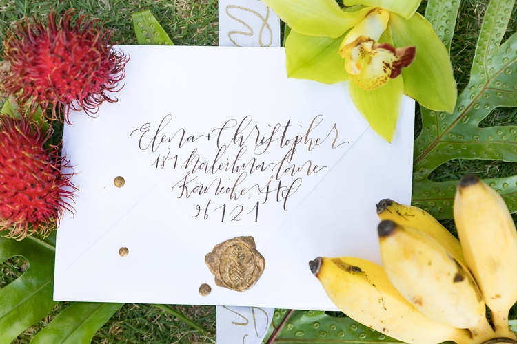 A Modern Hawaii Garden Wedding With A Splash Of Local Artistry