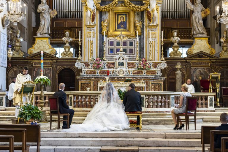 Luxe Old World Elegance in this Rome Elopement - Destination Wedding ...