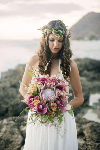 Tropical Beach Wedding Inspiration in Makaha, Hawaii - Destination ...