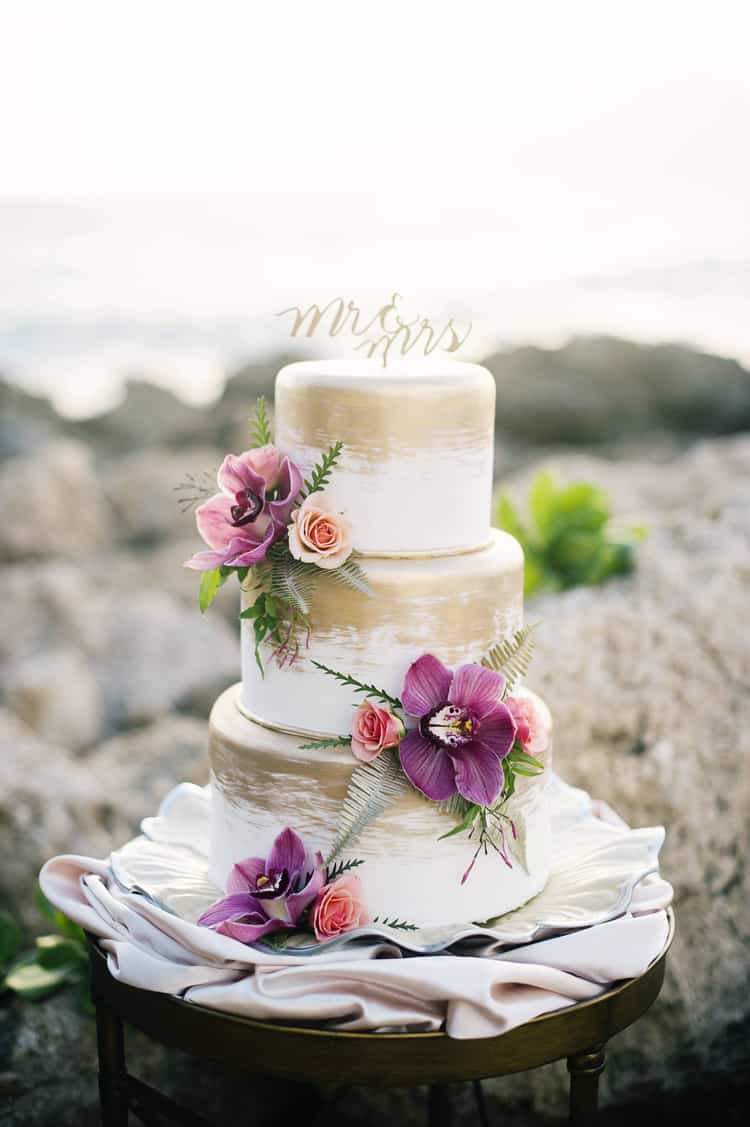 Tropical Beach Wedding Inspiration in Makaha, Hawaii ...