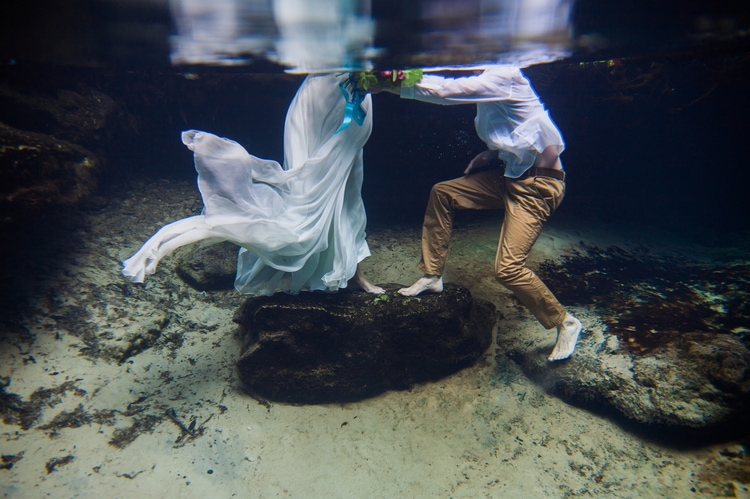 Underwater Wedding Photography 9