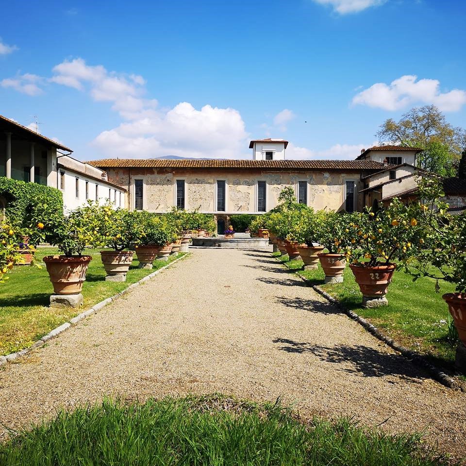 Unique Italy Wedding Venues in Popular Towns and Unknown Regions Villa Pazzi al Parugiano