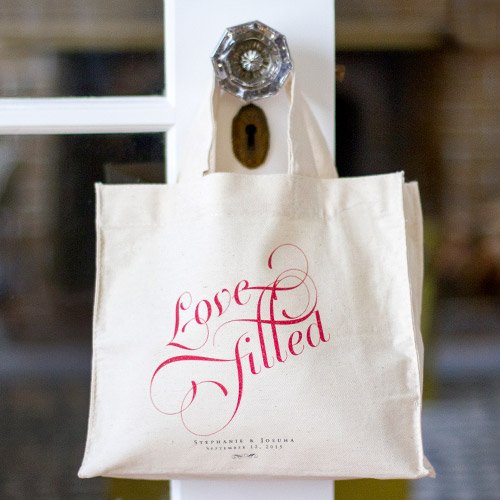 17 Wedding Welcome Bags and Favors Your Guests Will Love | Destination Wedding Details