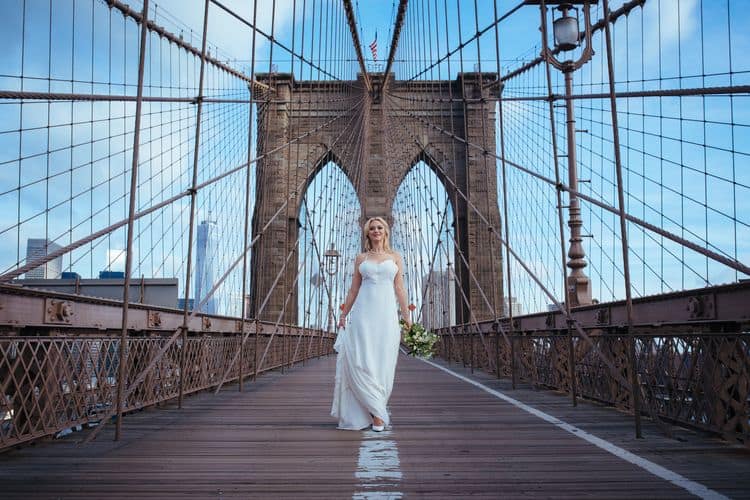 Wedding inspiration on the Brooklyn Bridge