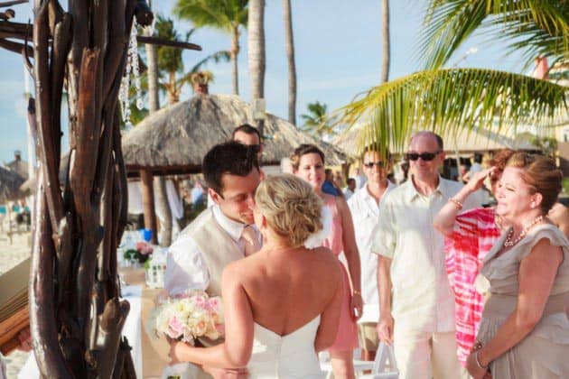 aruba bucuti wedding