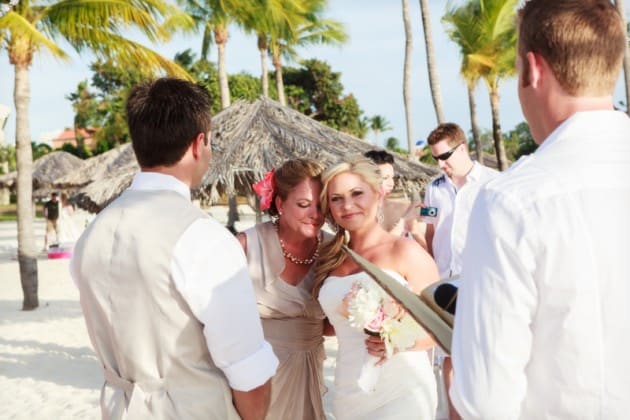 destination wedding in aruba bucuti