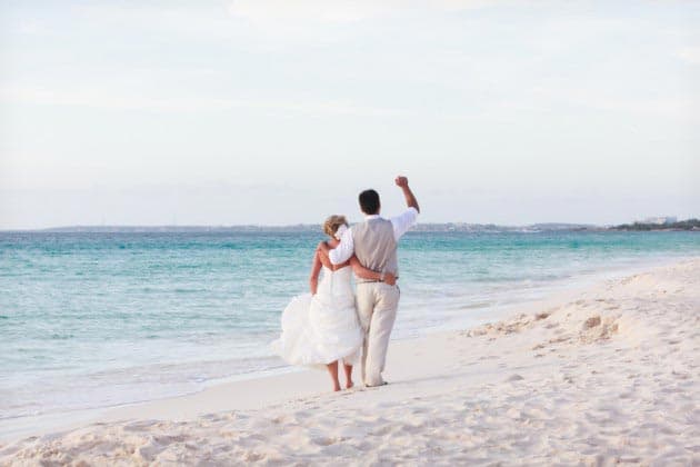 destination wedding in aruba bucuti and tara beach