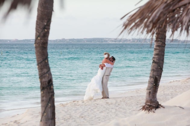 destination wedding in aruba bucuti and tara beach