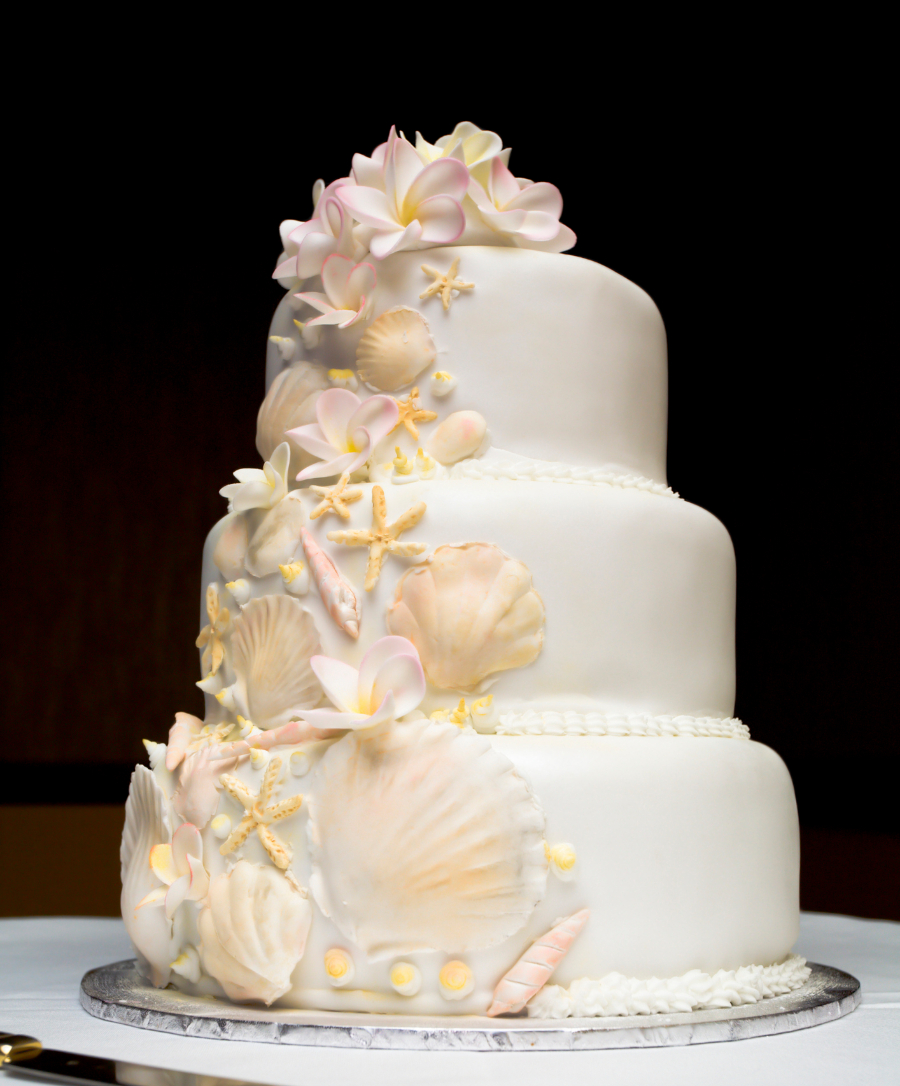 beach wedding cake