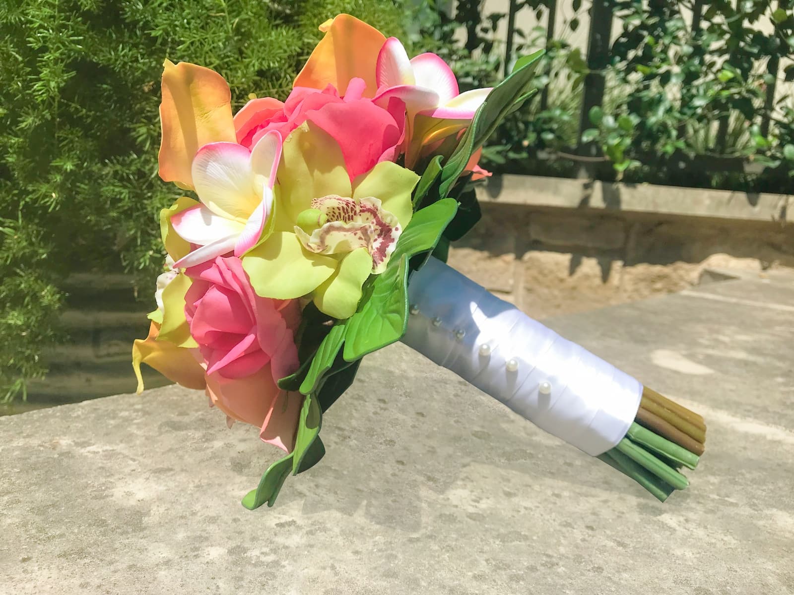 tropical wedding flowers