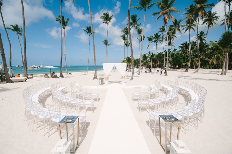 16 Breathtaking Real Destination Wedding Ceremony