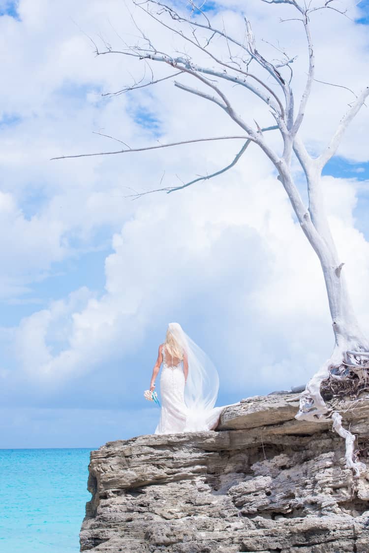 colorful beach wedding in the bahamas 44