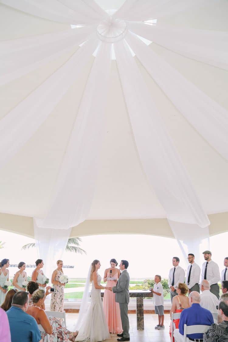 destination wedding in cancun at the Moon Palace gazebo