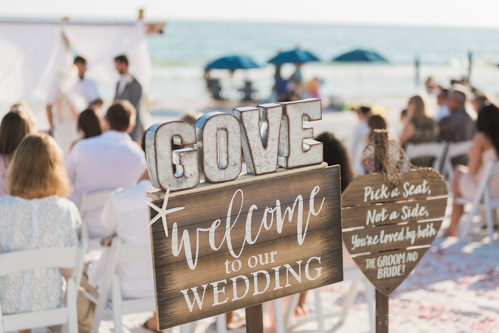 6 Really Awesome Destination Wedding Signs Destination Wedding Details