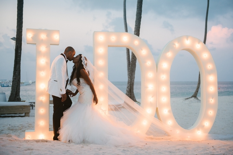 A Glamorous Jellyfish Punta Cana Wedding Destination Wedding Details