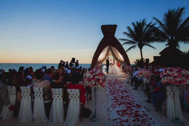 Luxurious Destination Wedding at Dreams Riviera Cancun