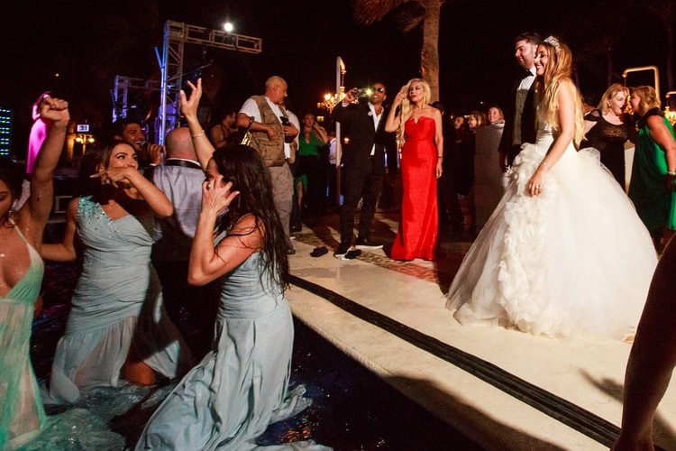 Luxurious Destination Wedding at Dreams Riviera Cancun