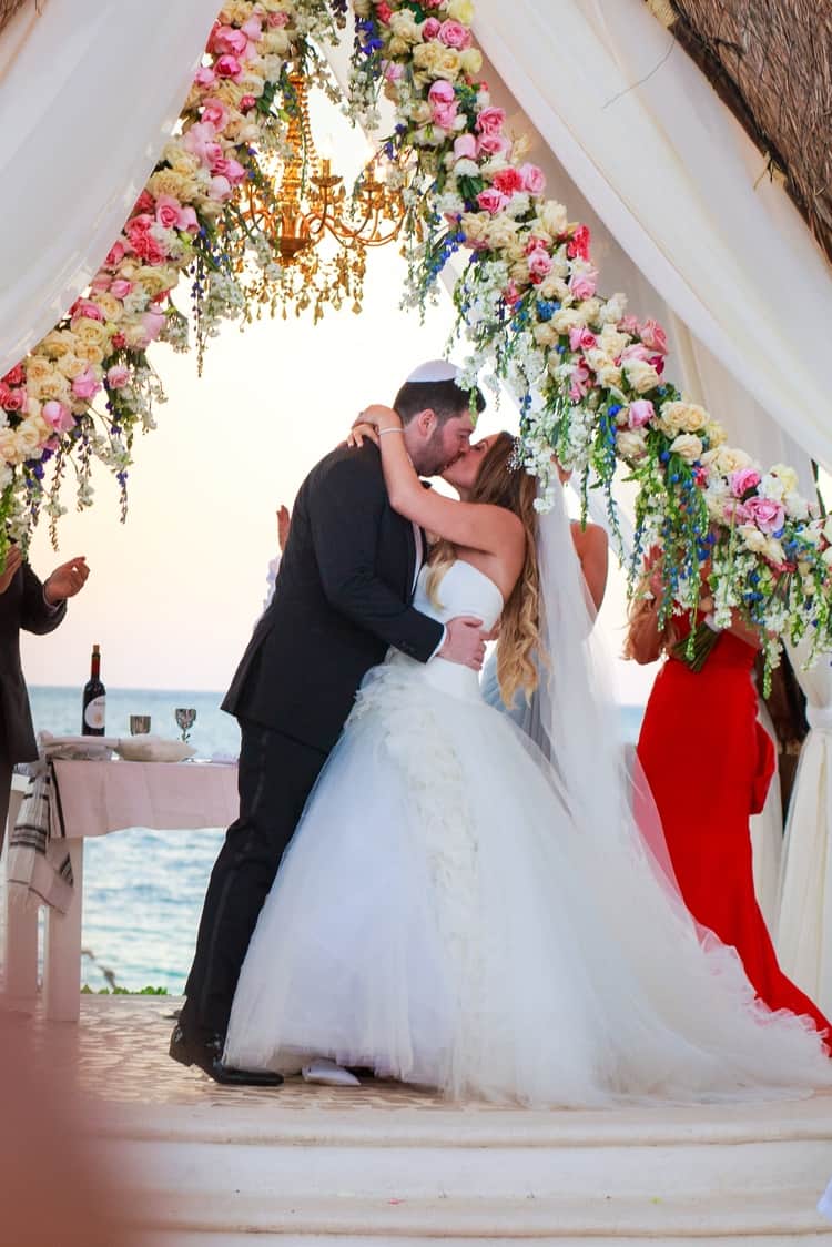 Luxurious Destination Wedding at Dreams Riviera Cancun