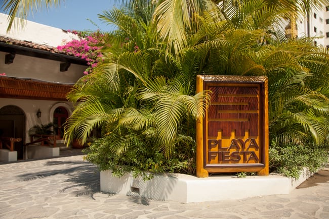 Puerto Vallarta Wedding in Hotel Playa Fiesta