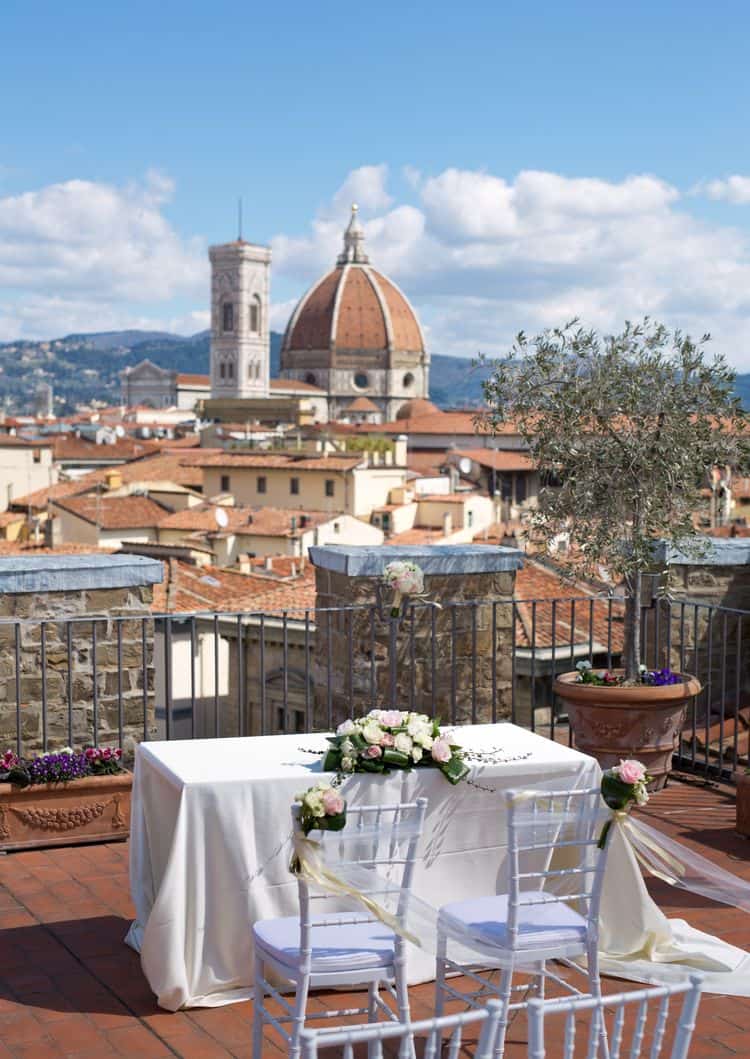 Rooftop wedding inspiration at the Antica Torre di Tornabuoni in Florence