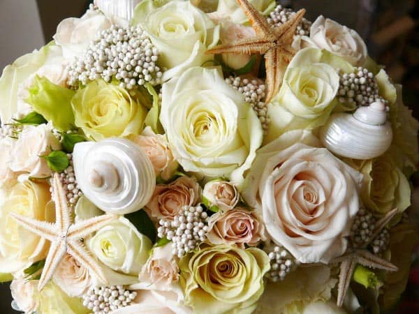 seashell and roses beach wedding bouquet