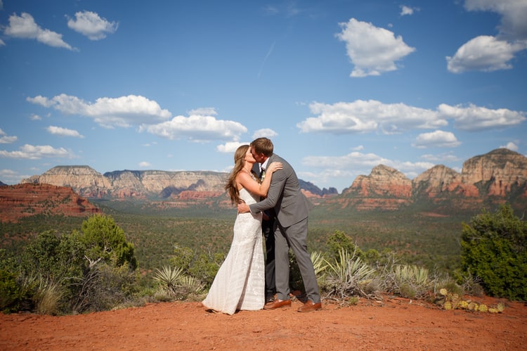 A Sedona Destination Wedding With The Most Stunning Views