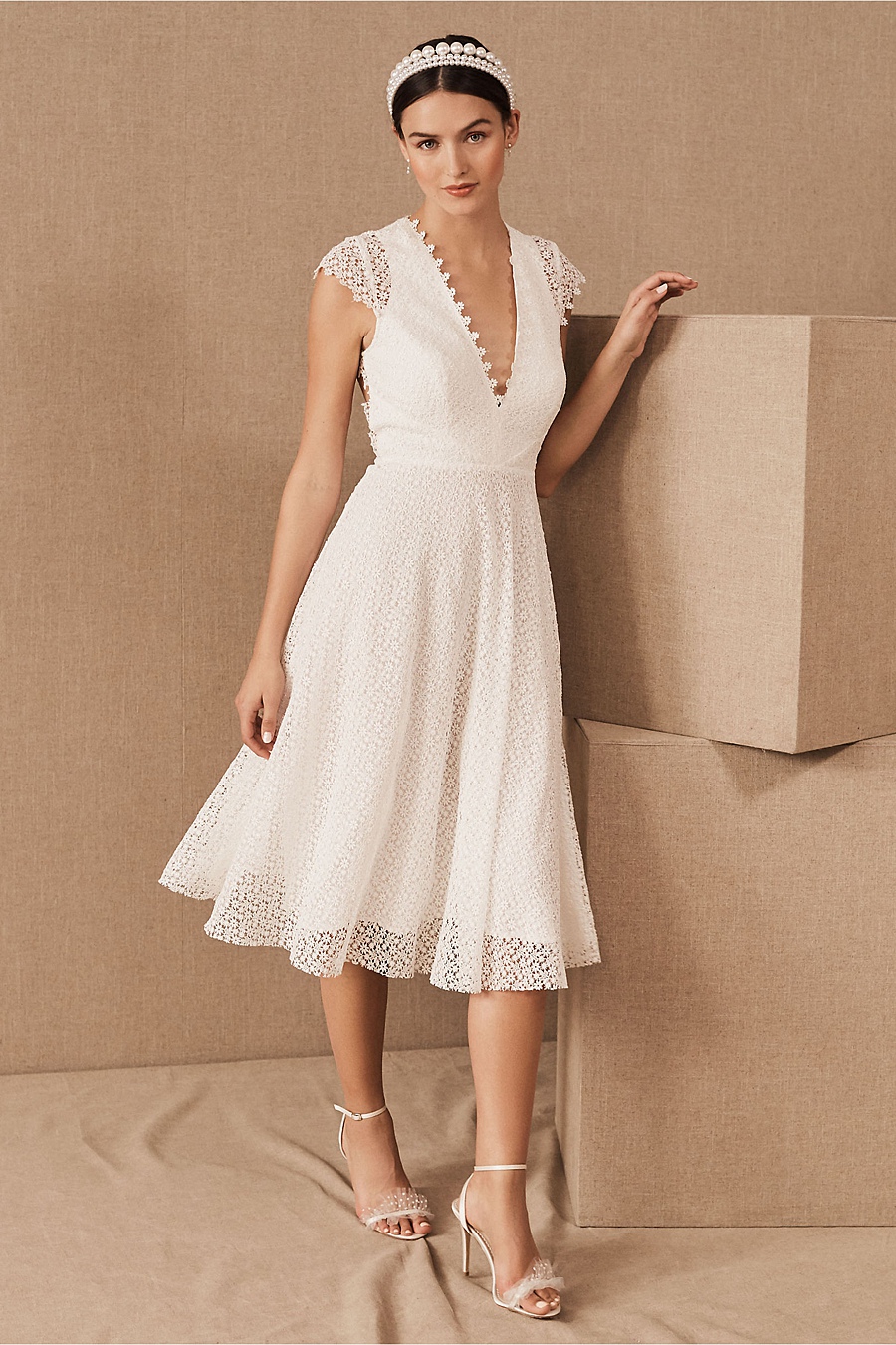 Short Wedding Dresses that are Classy & Sassy