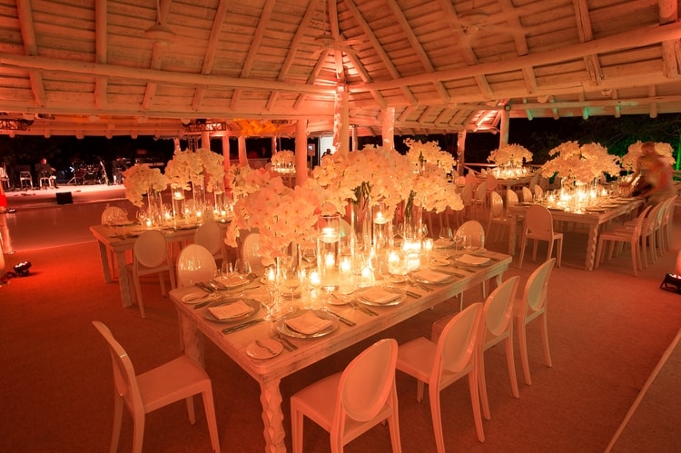 sunset beach wedding at Banyan Tree Mayakoba