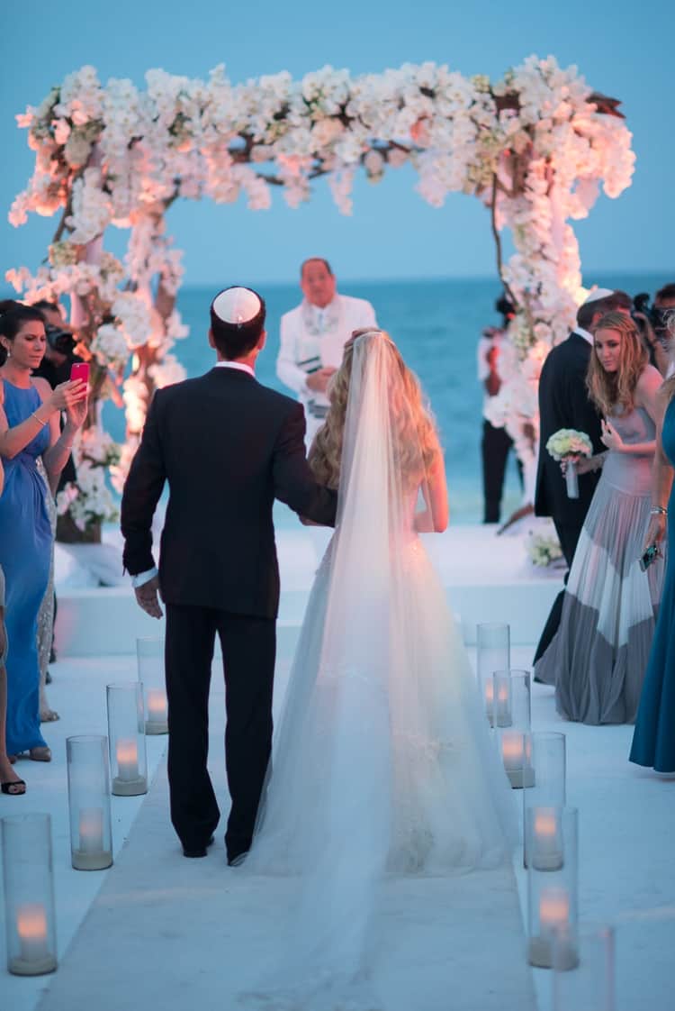 sunset beach wedding at Banyan Tree Mayakoba