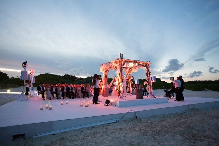 sunset beach wedding at Banyan Tree Mayakoba