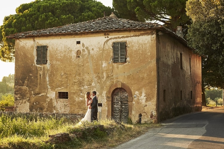 Romantic Tuscany Wedding in Borgo Petrognano