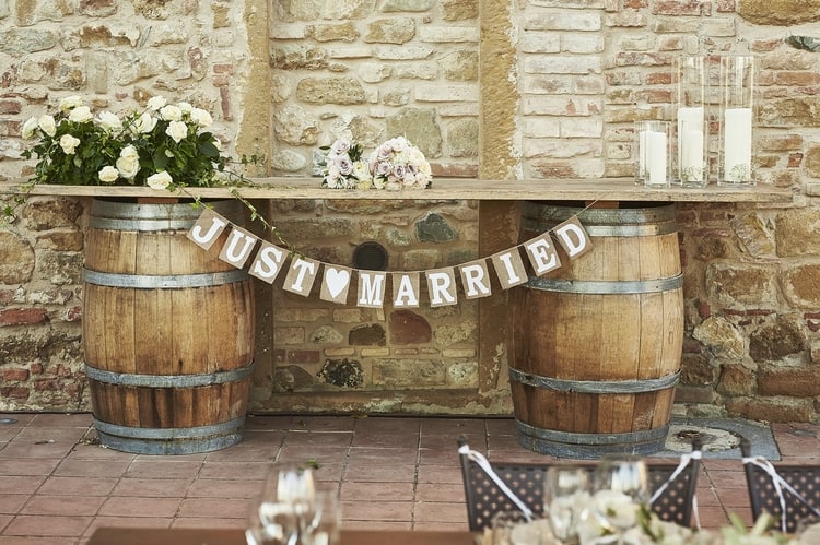 Romantic Tuscany Wedding in Borgo Petrognano