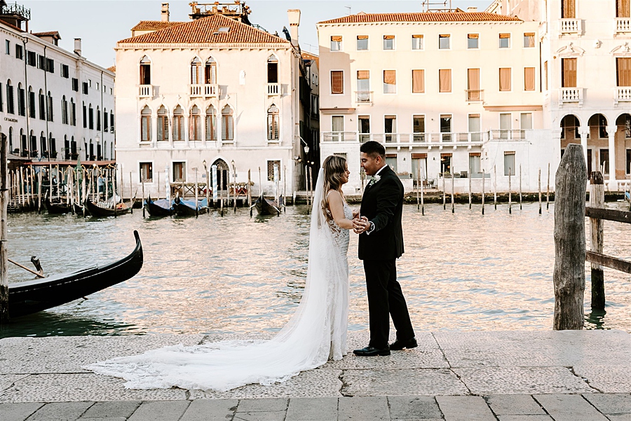 elopement wedding in Venice