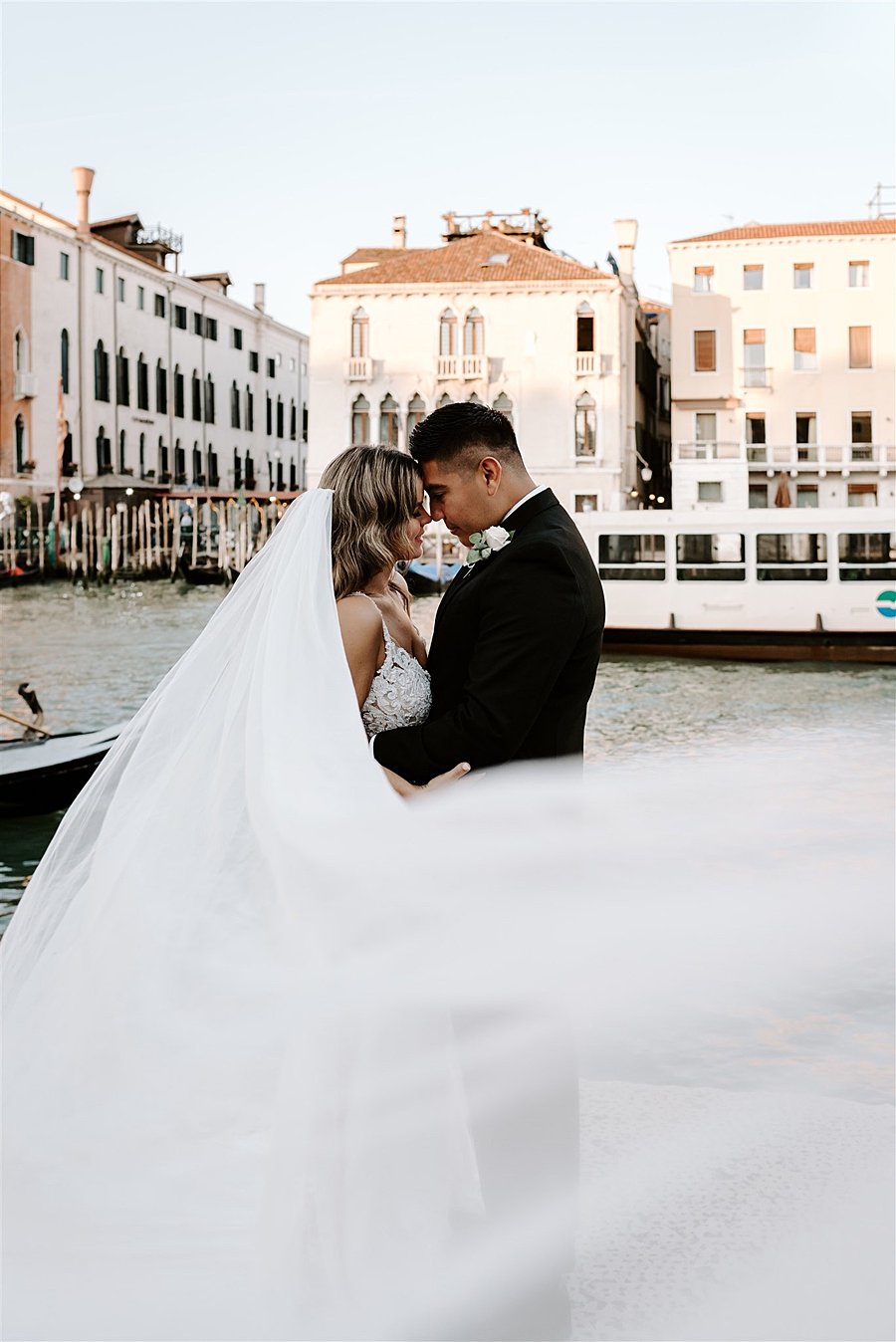 elopement wedding in Venice