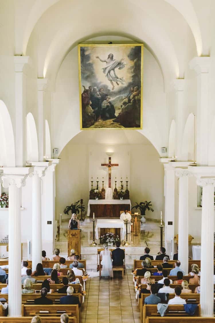 real wedding in the Maria Lanakila Church